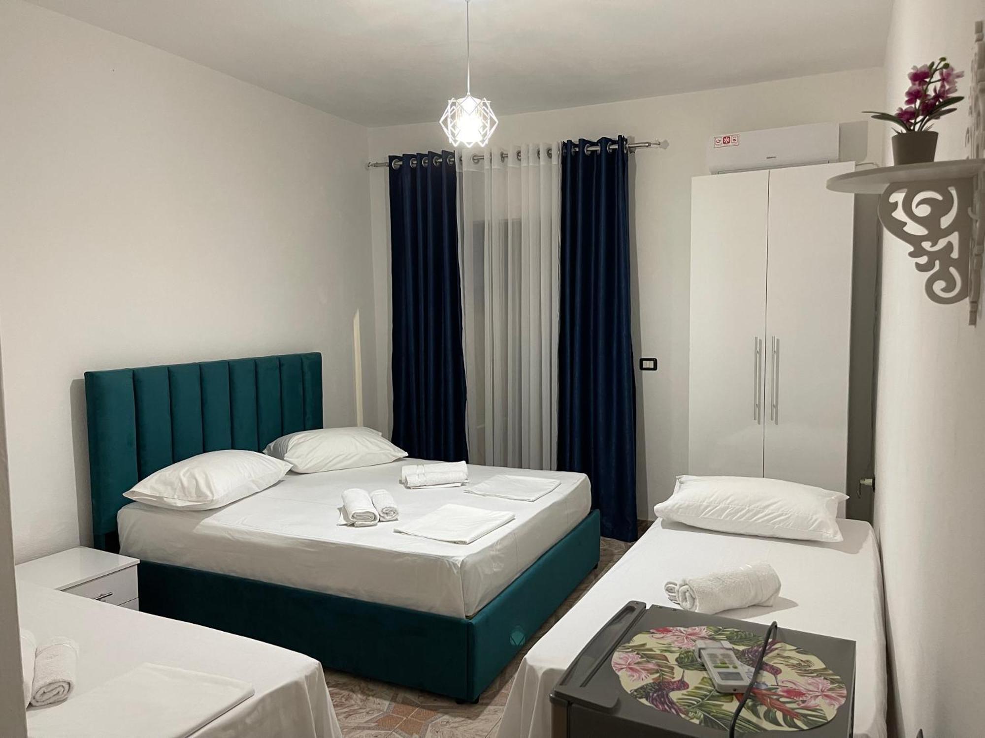Mabel Rooms ดูร์เรส ภายนอก รูปภาพ